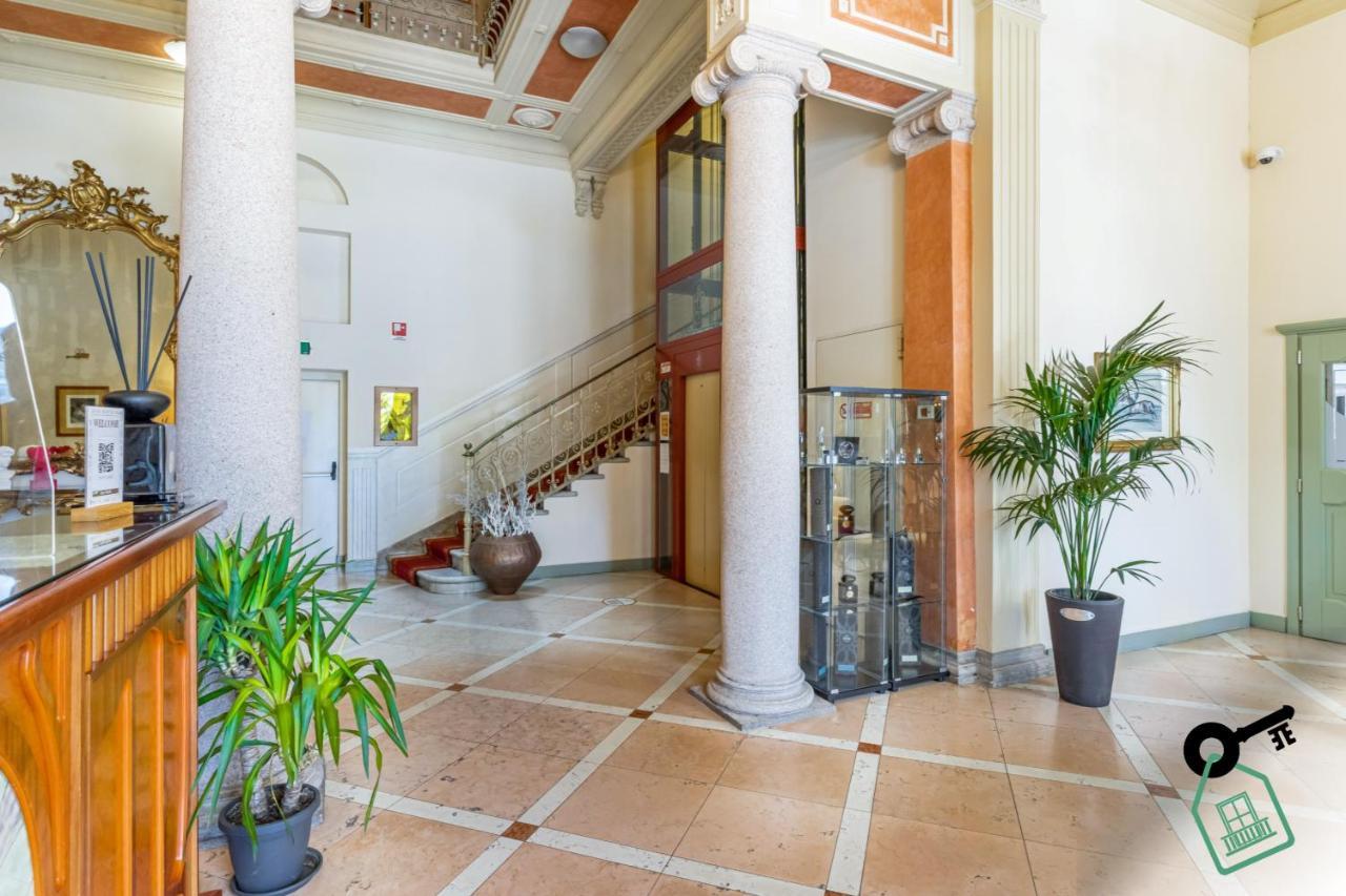 Hotel Rooms Lago Maggiore Verbania Exterior foto