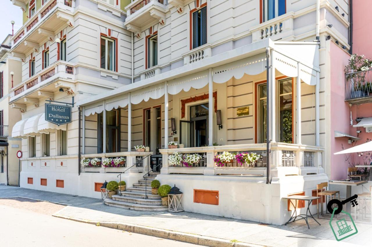 Hotel Rooms Lago Maggiore Verbania Exterior foto