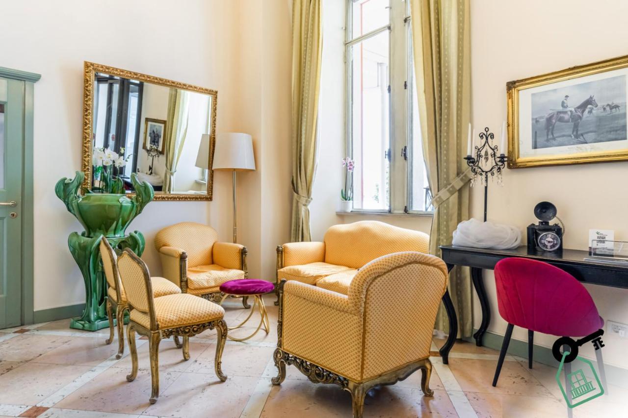 Hotel Rooms Lago Maggiore Verbania Exterior foto